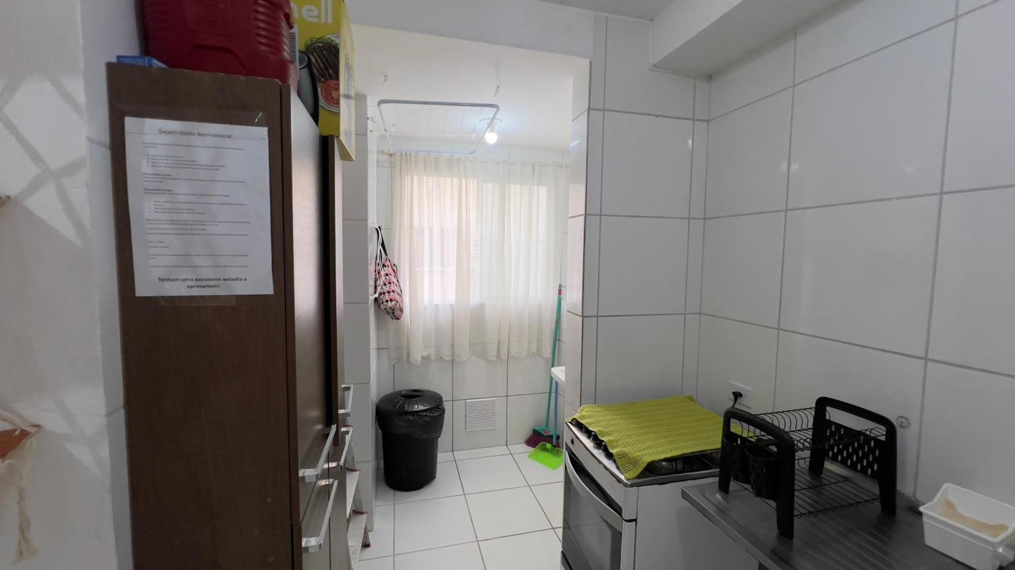 2 Quartos Guaruja